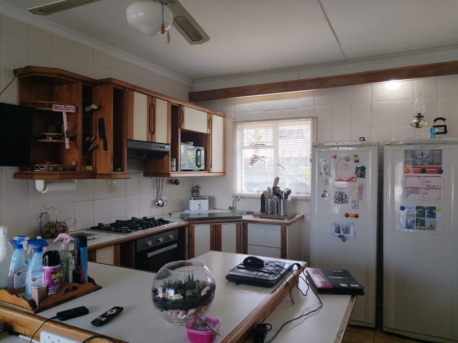 3 Bedroom Property for Sale in Amalinda North Eastern Cape